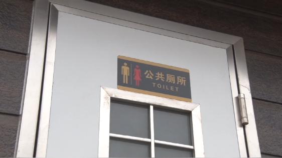 DƬ